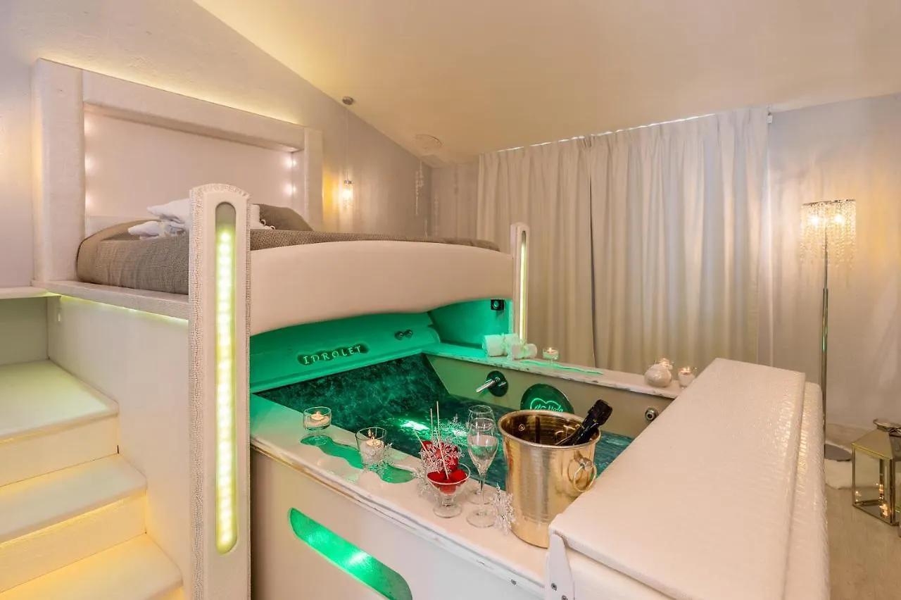 Hotel Butterfly - Il Nido D'Amore Bologna 몬주노 0*,